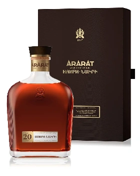 фото Коньяк Ararat Наири 20 лет 40% in Gift Box